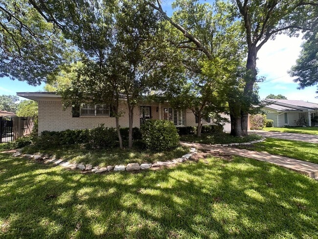 Building Photo - Overton Park home for Lease
