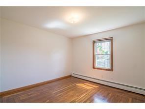 Building Photo - 183 S Spruce St
