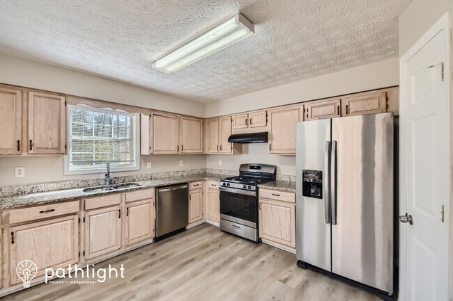 Foto del edificio - 400 Squire Drive, Ellenwood, GA, 30294