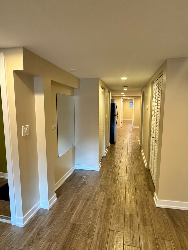 Foto del edificio - 5630 N Rockwell St