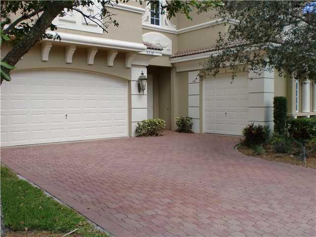 Building Photo - 9718 Palma Vista Way