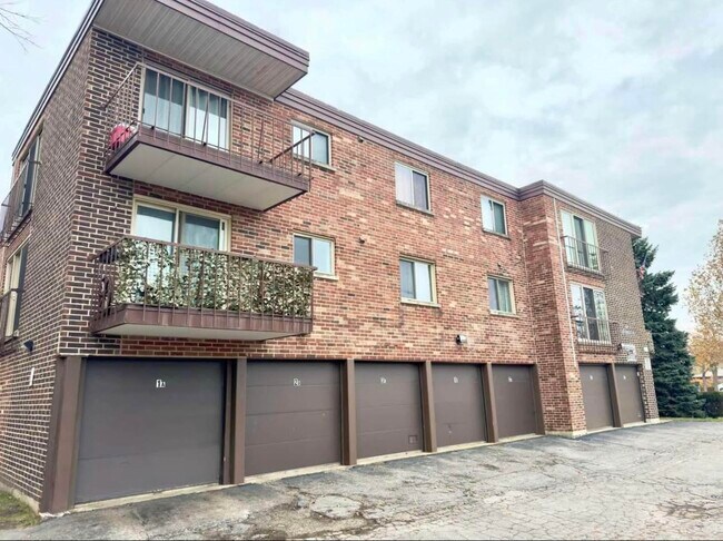 Foto del edificio - 10241 Central Ave