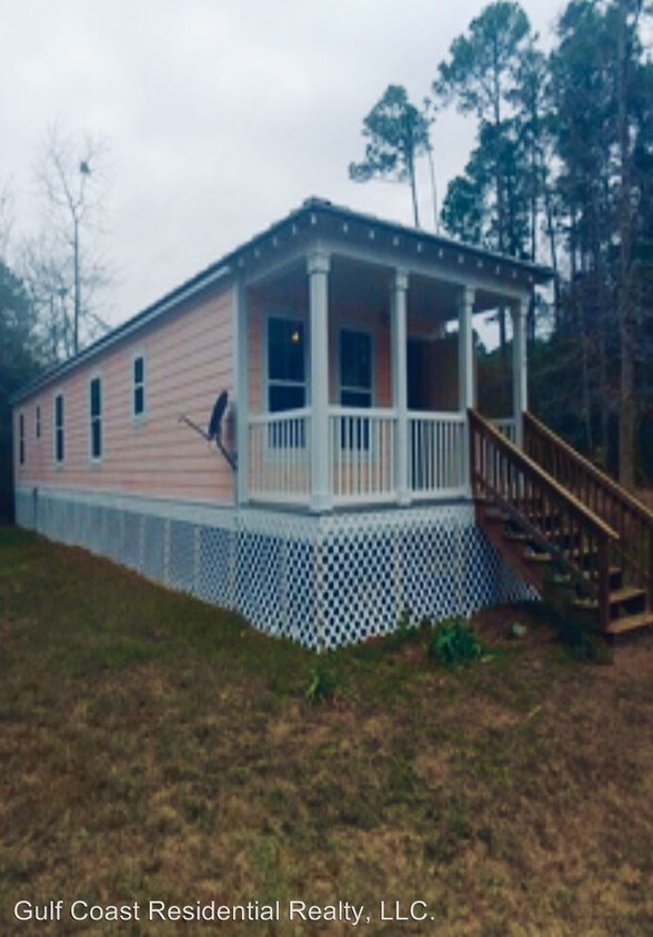 Building Photo - 3 br, 1 bath House - 2535 N. 12th Cottage