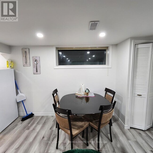 Photo du bâtiment - 295 Duckworth St