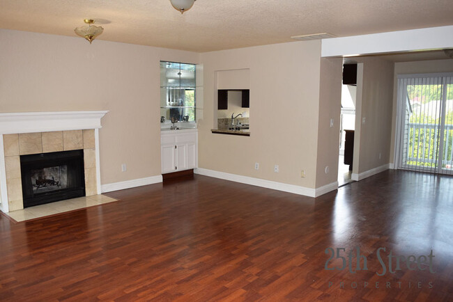 Building Photo - 5428 Ventana Pl