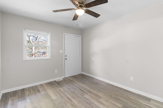 Building Photo - 1122 Morgan St