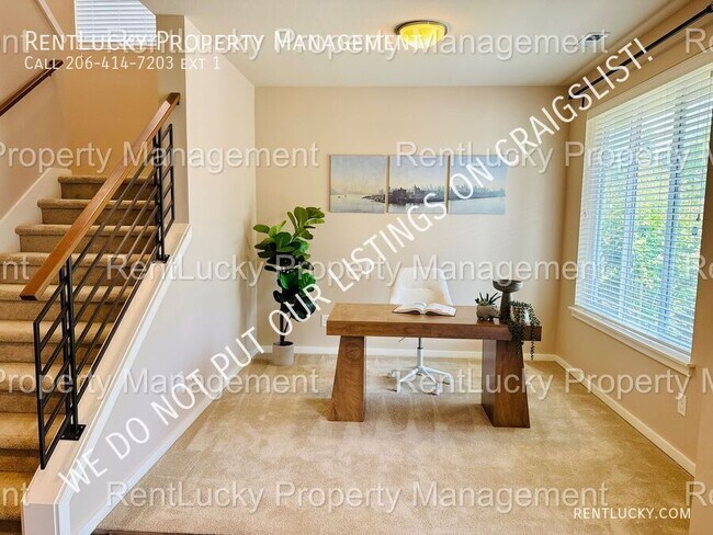Building Photo - 34601 56th Ct S