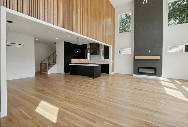 Foto del edificio - New Construction 4Bedroom/5Bathroom Home in Sylvan Heights