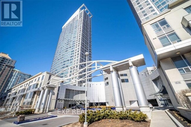 Building Photo - 36 Lee Centre Dr