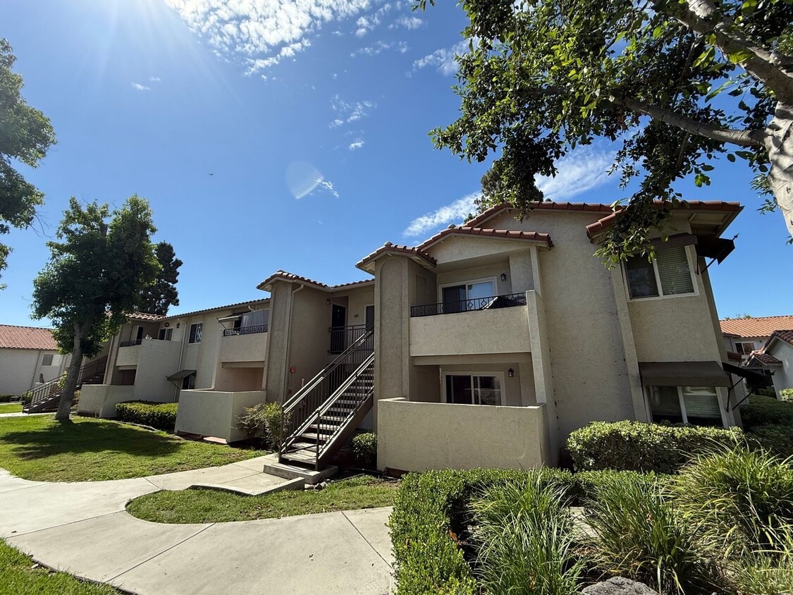 Primary Photo - Beautiful 2B/2BA Condo in La Mesa Availabl...