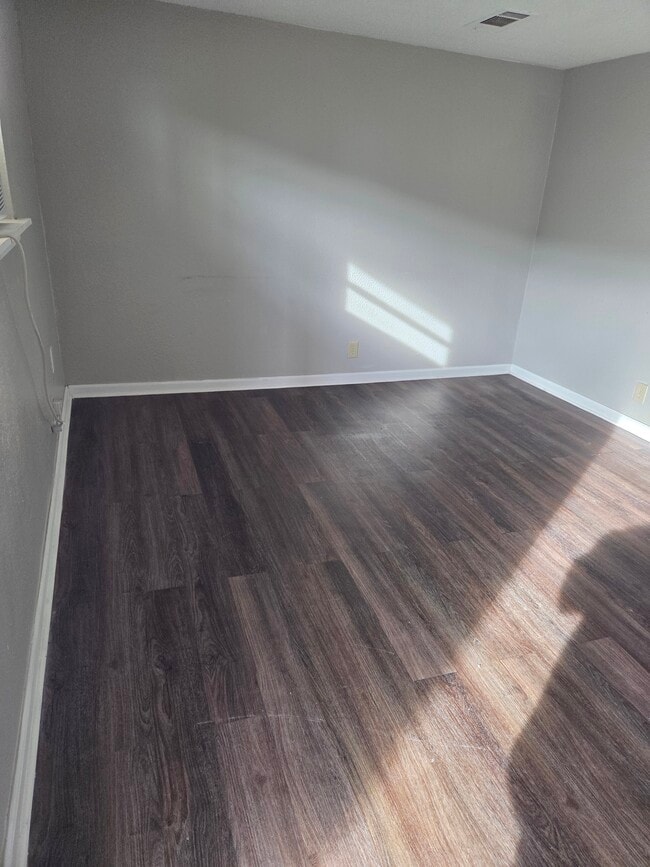 Lrg Studio Living - Blue Sky Ranch