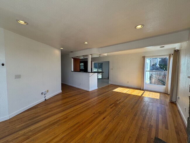 Foto del edificio - 1968 Manchester Rd