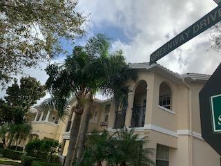 Foto del edificio - 3806 Greenway Dr