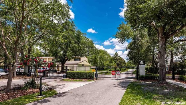 Gated Community - 2508 SW 35th Pl