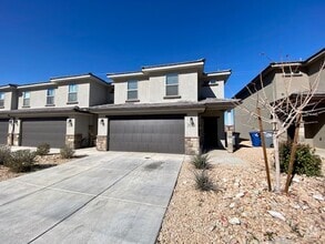 Building Photo - 3132 S Relic Ridge Dr