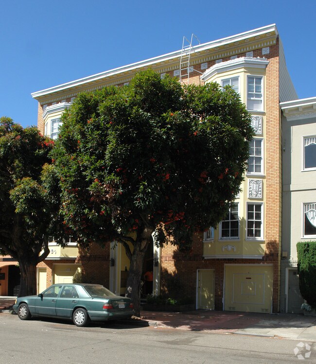 Building Photo - 3235 Gough St