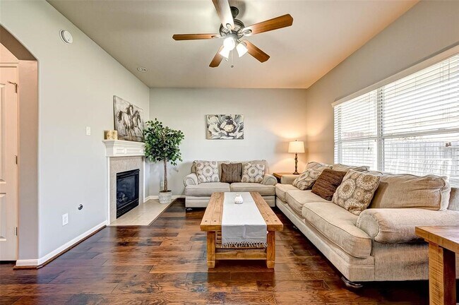 Foto del edificio - 2702 Sable Ridge Ln