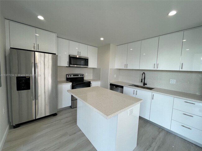 Foto del edificio - 18020 SW 103rd Ave