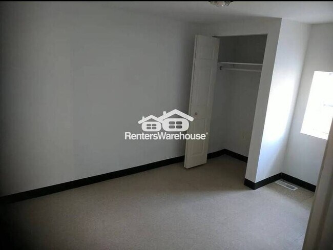 Foto del edificio - 3703 E Lombard St