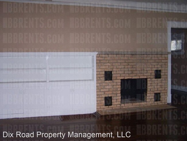 Foto del edificio - 3 br, 1.5 bath House - 244 Kenwood Avenue,
