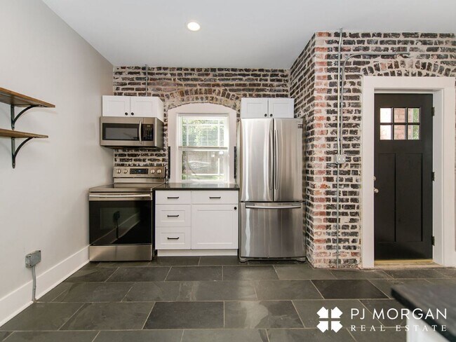 Building Photo - 614-616