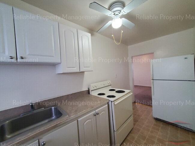 Building Photo - 509 N Water Ave