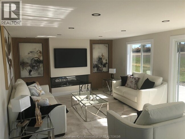 Building Photo - 1233 Kerr Line