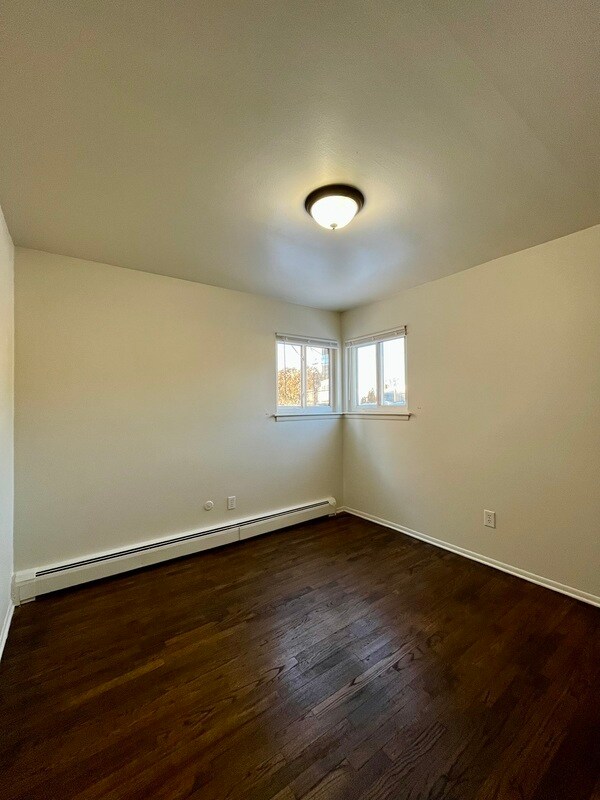 Building Photo - 550 Harrison Blvd