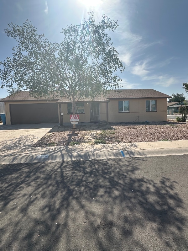 Building Photo - 4324 N 72nd Dr