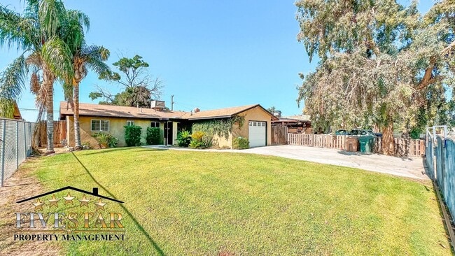 Building Photo - 3311 Camellia Dr