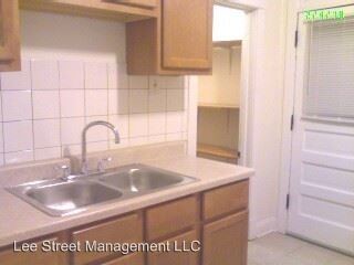 Building Photo - 2056 W Birchwood Ave