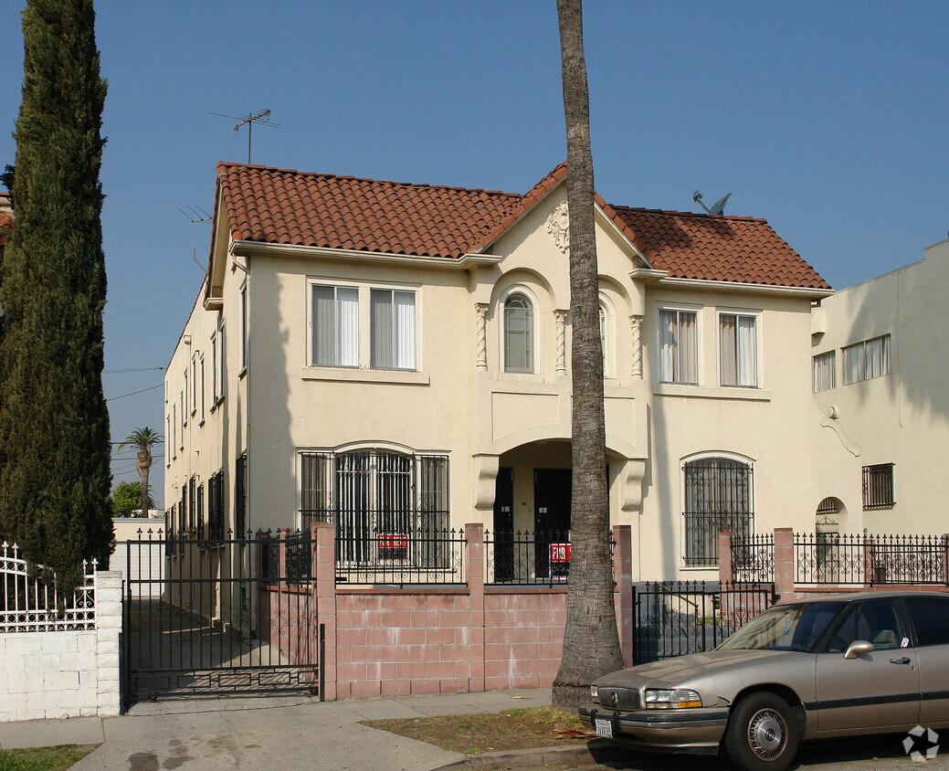 Primary Photo - 1013 N New Hampshire Ave