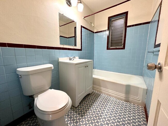Foto del edificio - 635 40th St