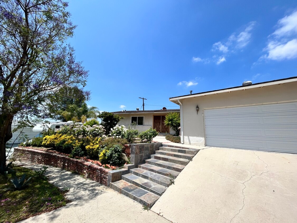 152 Houses for Rent in Woodland Hills, CA Westside Rentals