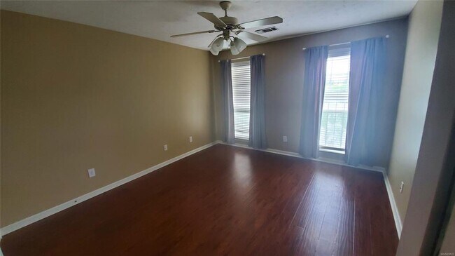 Foto del edificio - 8755 Ridgestone Ct