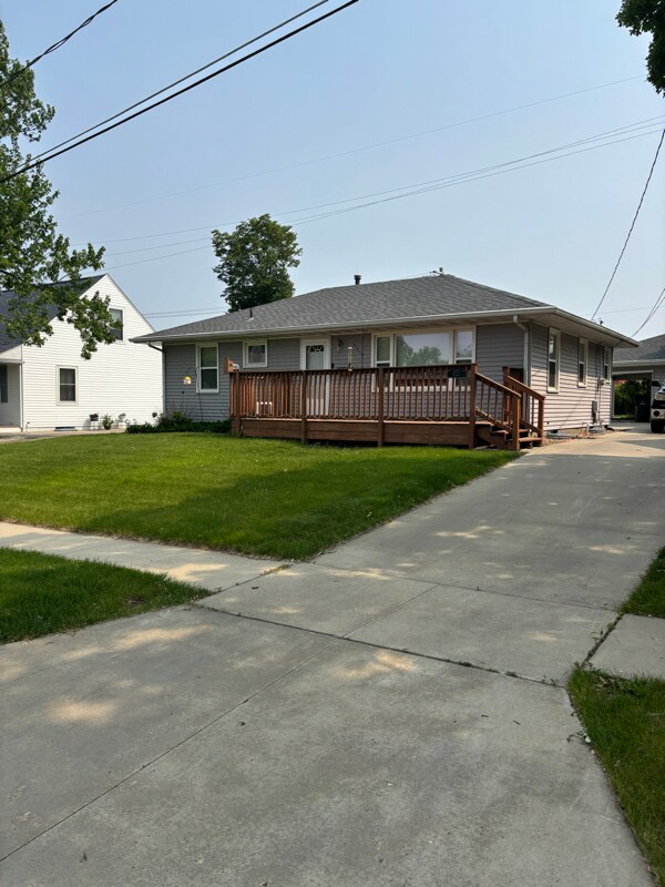 Foto principal - 3313 G Ave NW