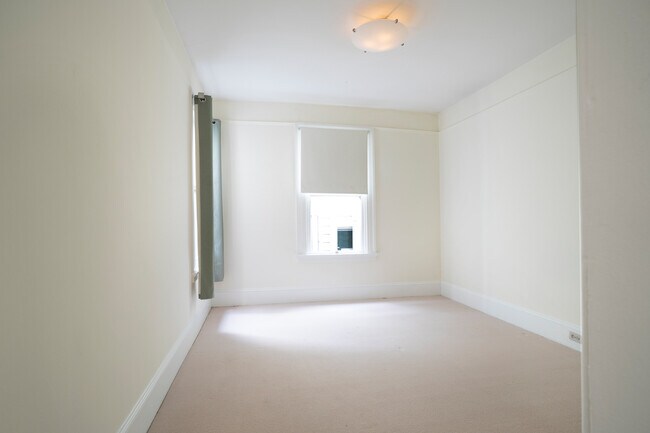 Foto del edificio - 1045 Treat Ave