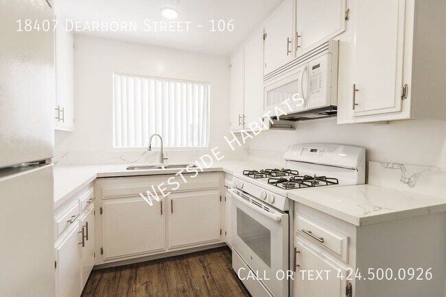 Building Photo - 18407 Dearborn - Gorgeous, fully renovated...