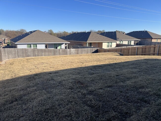 Foto del edificio - 13812 Klinsman Rd