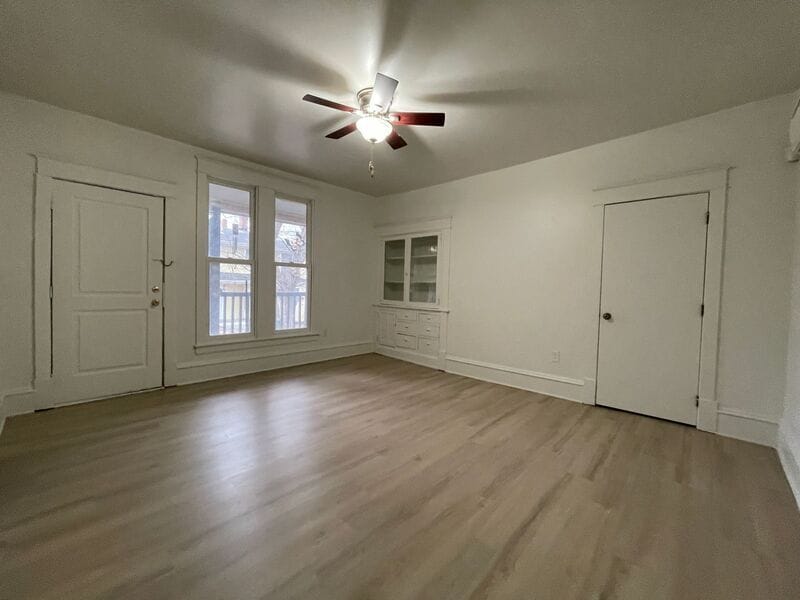 Foto principal - 517 W Maple Ave