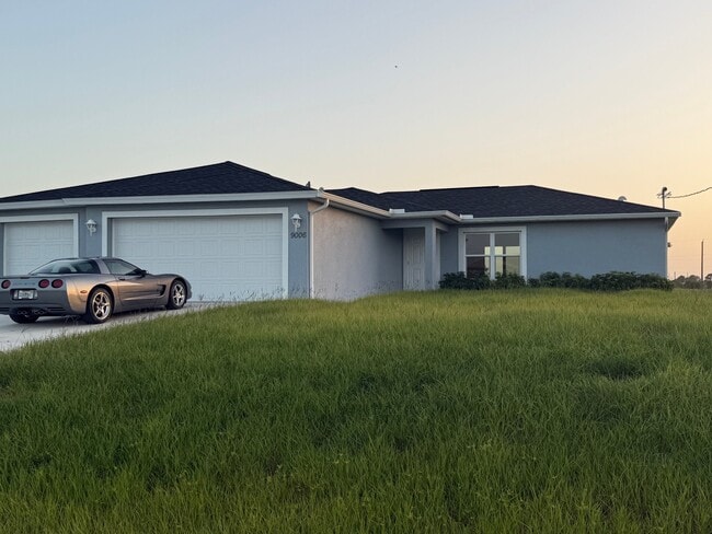 Building Photo - 9006 Meadow Cir