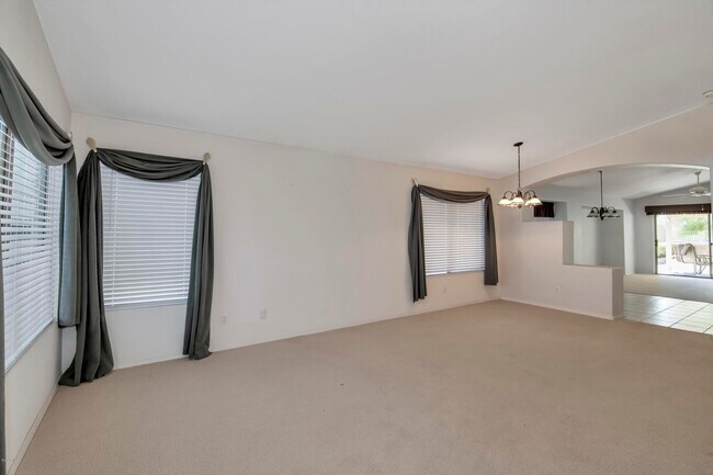 Building Photo - 8951 E Red Mountain Ln