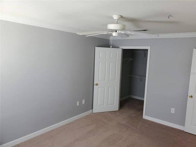 Building Photo - 18113 Back Stretch Ln