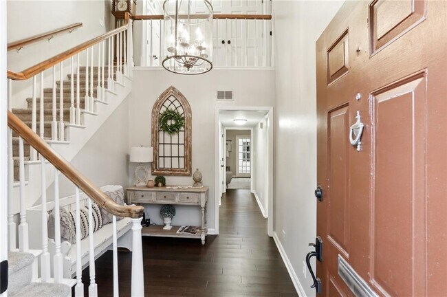 Foto del edificio - 1601 Executive Park Ln NE