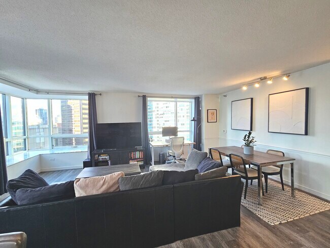 Foto del edificio - 512 N McClurg Ct