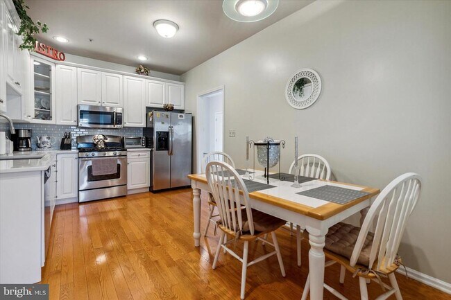 Building Photo - 602 Fawn Cir