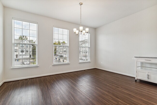 Foto del edificio - 9093 Connor House Rd