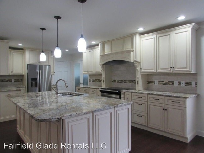 Building Photo - 4 br, 3 bath House - 145 Snead Dr