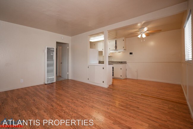 Foto del edificio - 1088 Roewill Dr