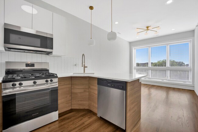 Foto del edificio - 2350 S Leavitt St